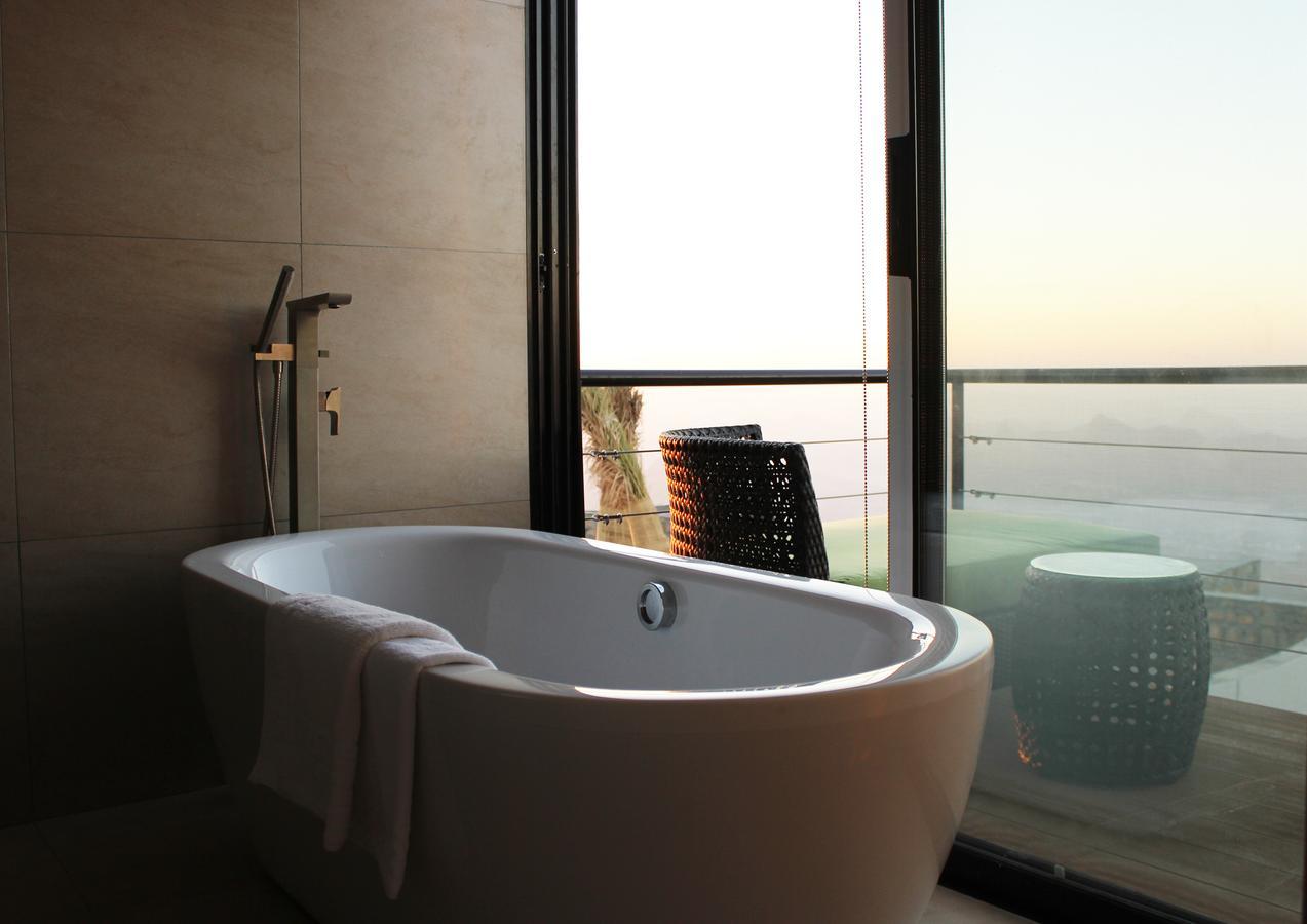 The View Hotel Al Ḩamrāʼ Szoba fotó